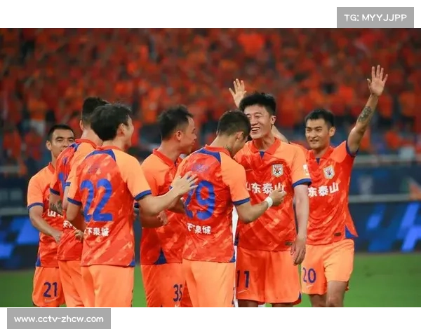 “超级大礼”助泰山连胜，亚泰门将失误成转折点