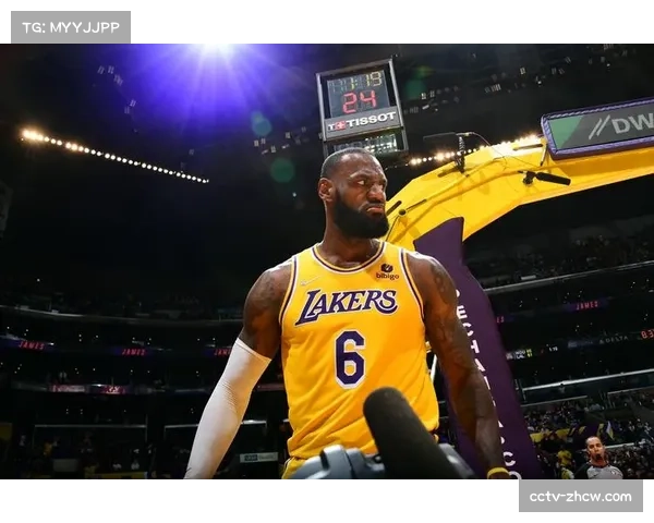 伤情更新:勒沃库森官方确认,主力左边翼卫肌肉轻度拉伤将休战一周 伤情更新:勒沃库森官方确认,主力左边翼卫肌肉轻度拉伤将休战一周